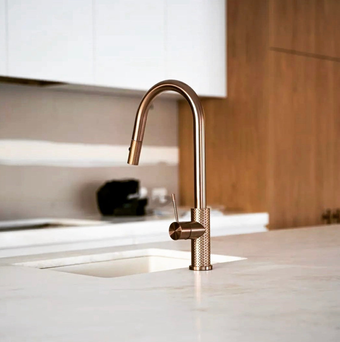 Owen & Finch Opal 1-Gats Keukenmengkraan Pull Out Brushed Satin Bronze PVD