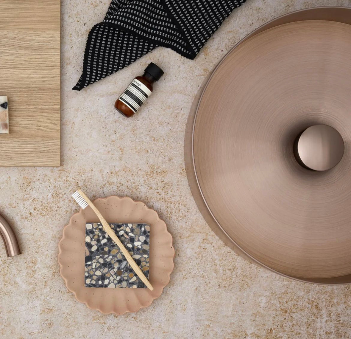 Owen & Finch RVS Waskom Geborsteld Satijn Brons PVD | Luxe Ronde Opbouw Waskom 400 mm (OFB401rBZ)