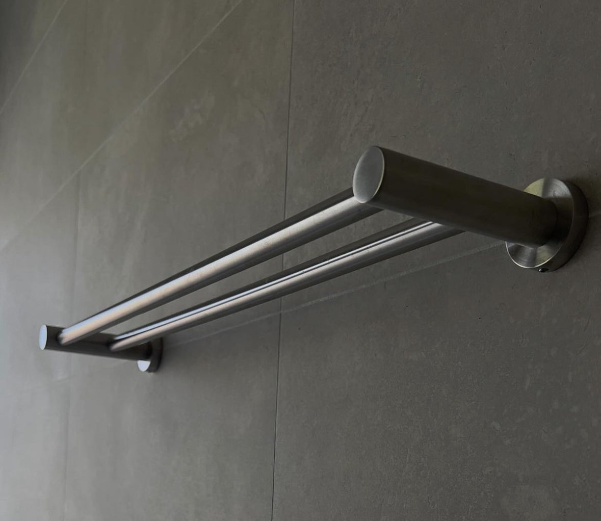 Owen &amp; Finch Double Towel Rack Gun Metal PVD (OF1924d)