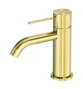 Wastafelkraan Laag Model Messing Geborsteld Champagne Goud PVD | Owen & Finch (OF221901BG)