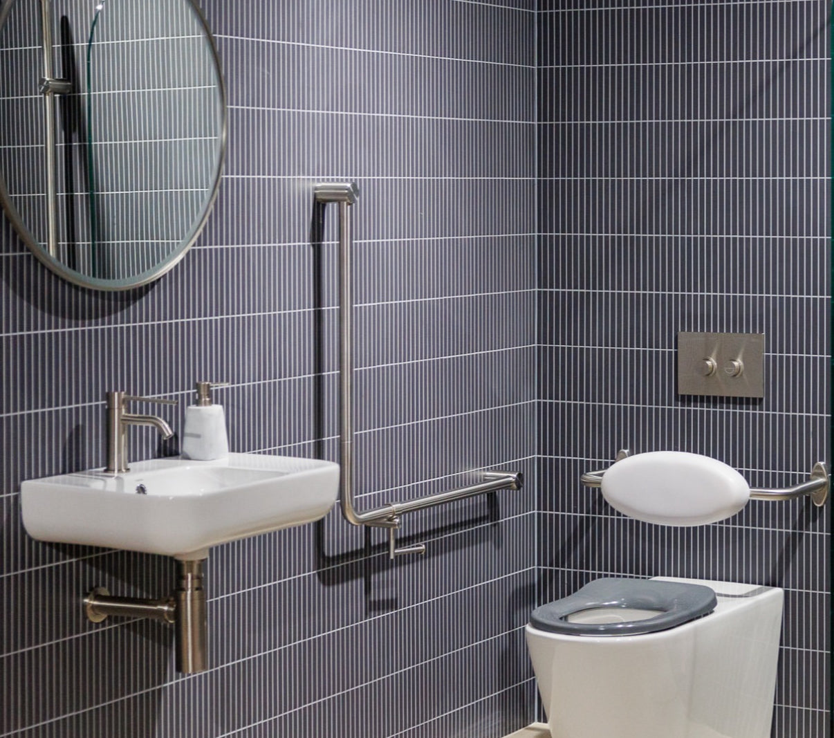 Owen &amp; Finch Care Basin Mixer 1-Hole Low Model Brushed Nickel (OF221901dBN)