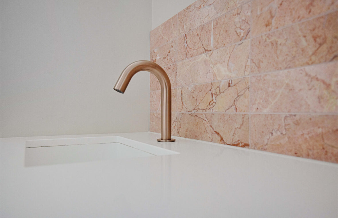 Owen &amp; Finch 1-Hole Sensor Basin Faucet Brushed Satin Bronze PVD (OF402BZ)