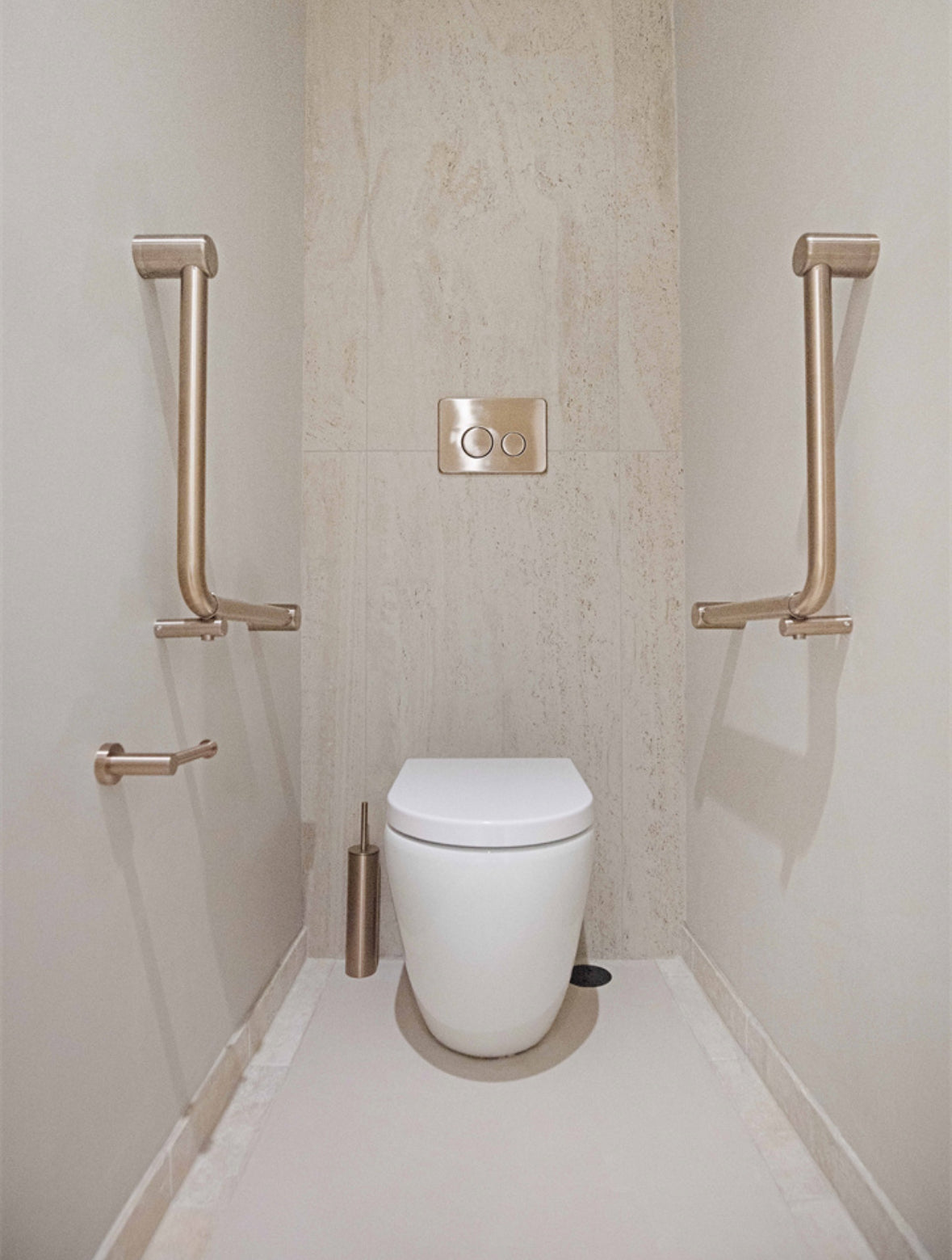 Owen &amp; Finch Hanging Toilet Brush with Holder – Brushed Satin Bronze (PVD) – Black Brush – Stainless Steel (OF1988BZ)