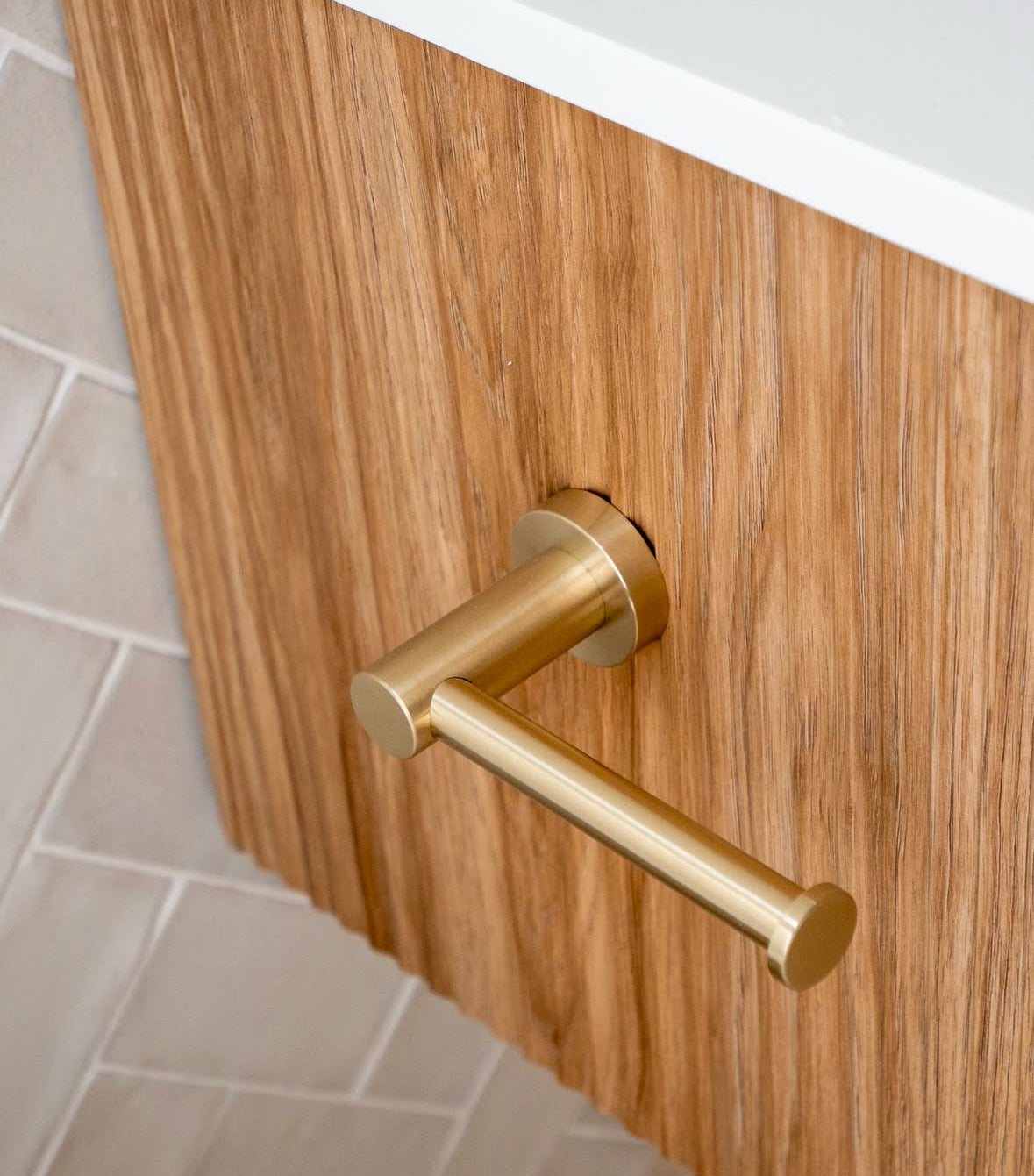 Owen &amp; Finch Stainless Steel Toilet Roll Holder – Brushed Champagne Gold (PVD) – Wall Mounted – High Quality (OF1986BG)