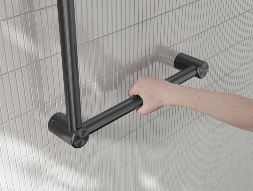 Owen & Finch Care Wandgreep 90° RVS 32mm Doorlopend – Geborsteld Gun Metal PVD 450x450 mm | Veilig & Duurzaam Design (OFCR3290aGM)