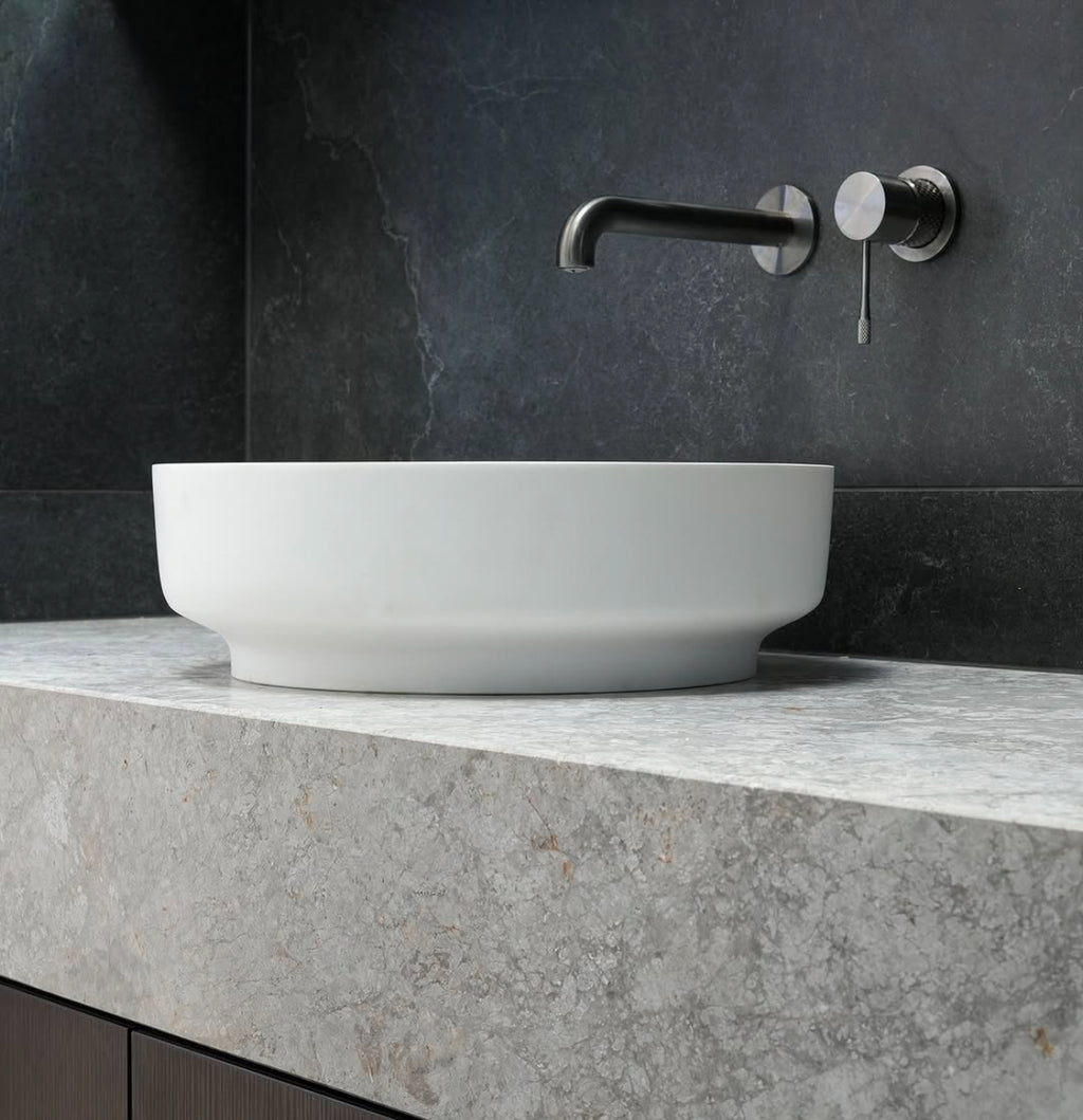 Owen &amp; Finch Brass 2-Hole Wall-Mounted Mixer with Diamond Knurling – Brushed Graphite PVD (OF251907bGR)