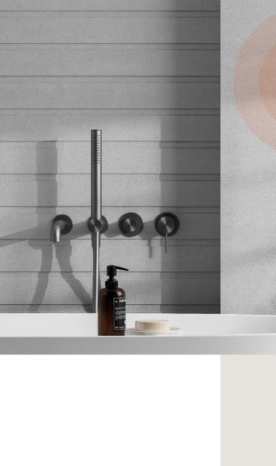 Owen &amp; Finch Brass Bath Mixer – Brushed Champagne Gold (PVD) – With Mixer, Bar Hand Shower &amp; 230/260 mm Spout (OF221912hBG)